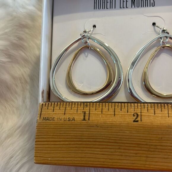 Robert Lee Morris Double Hoop Earrings NWT - Picture 4 of 5